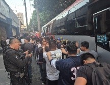 Los estudiantes tomaron los autobuses para manifestarse en contra las tarifas del transporte público federal. ESPECIAL.