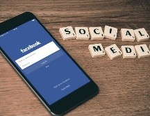 El estudio también indagó sobre quién debería ser el principal responsable de crear un entorno seguro en las redes sociales. UNSPLASH / Firmbee.com