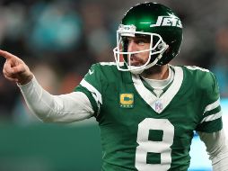 Fue en abril de 2023 cuando Aaron Rodgers fue traspasado a los Jets después de 18 temporadas con los Green Bay Packers, en busca de poner fin a la sequía de Super Bowl de la franquicia. AFP / ARCHIVO