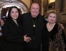 Marifer Michel, Enrique y Cecilia Michel Velasco. GENTE BIEN JALISCO / C. Jimeno