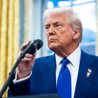 Legisladores piden a Trump retractarse de los aranceles