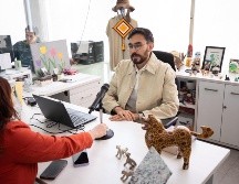 El director de Capacitación y Oferta Educativa, Juan Quezada García aseguró que es importante que los policías zapopanos estén capacitados, sepan inglés y que puedan atender a las personas. CORTESÍA.