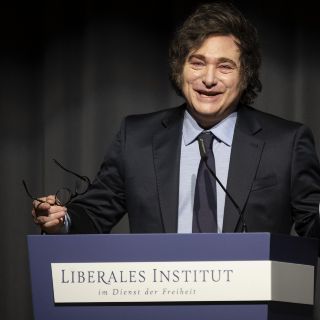 Milei se defiende ante escándalo por criptomoneda y asegura que actuó de buena fe