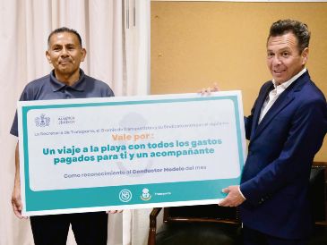 Víctor Peña Contreras tiene 30 años de experiencia como conductor, nunca se le ha suspendido su licencia. ESPECIAL