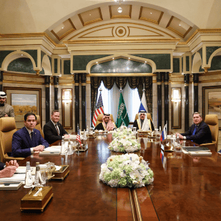 EU designará equipo de "alto nivel" para negociar fin de la guerra en Ucrania