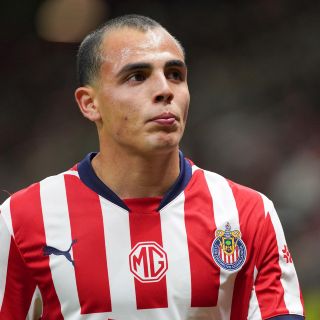 Óscar García va por ESTA marca en un solo torneo en Chivas