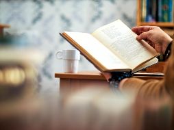 La literatura no solo es una enorme fuente de conocimiento, sino también una puerta a la imaginación y el camino hacia mundos que no se conocen. ESPECIAL / CANVA