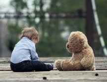 Aunque no implica retrasos en el desarrollo del lenguaje ni en las habilidades cognitivas, las personas con Asperger enfrentan desafíos  en el ámbito social y en la comprensión de códigos no verbales. Pexels