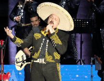 El cantante de regional mexicano, Pepe Aguilar, durante una presentación en vivo. EL INFORMADOR / ARCHIVO