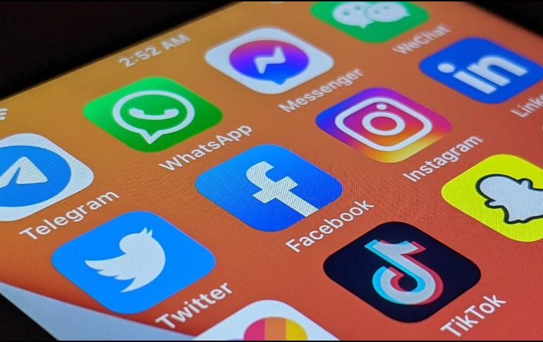 Pero no todo está perdido! Con dicha actualización llegarán nuevas herramientas para creadores y que les permitan decidir qué hacer con sus contenidos antes de que Facebook los elimine. Pixabay.