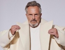 Miguel Bose de el durante una sesión fotográfica en la Ciudad de México. EFE / M. Bose