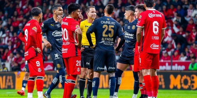 Chivas y Comisión de Árbitros tendrán reunión en Toluca tras polémica con el VAR | El Informador