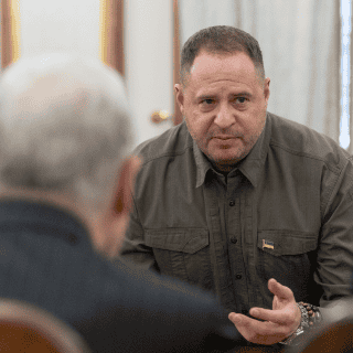 Cancelan conferencia de prensa entre Zelenski y enviado de EU