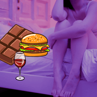 Estos son los alimentos que NO debes comer en la noche para dormir mejor