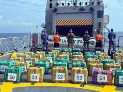 Se llevó a cabo una operación en la costa de Oaxaca, en la que se aseguraron embarcaciones con mil 922 kilogramos de cocaína y alrededor de mil 380 litros de combustible. ESPECIAL