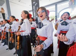 La Secundaria Mixta 56 tiene una Orquesta de Cuerdas y un Mariachi Escolar. Es lo que se pretende fomentar en todas las escuelas públicas de Jalisco. ESPECIAL