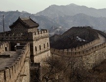 El descubrimiento de unas ruinas en la provincia de Shandong, China, sitúa el inicio de la construcción de la Gran Muralla 300 años antes de lo que se pensaba hasta ahora. ESPECIAL / CANVA