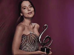 Majo Aguilar celebra su triunfo con humildad, pues reconoció que todas las cantantes que estaban en la terna merecían el galardón. INSTAGRAM/premiolonuestro