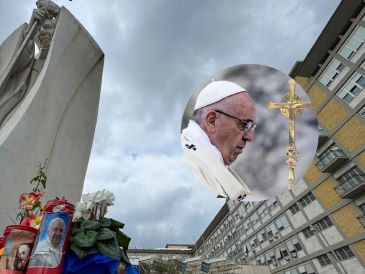 El papa continúa alerta y bien orientado, añade el parte médico. EFE / D. CÁCERES / ARCHIVO