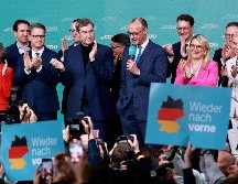 El bloque conservador liderado por Friedrich Merz ha ganado las elecciones legislativas alemanas de este domingo con el 28.5 % de los votos, al completarse el recuento preliminar de 296 de los 299 distritos electorales. EFE / H. HANSCHKE