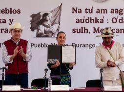 La presidenta informó que los adultas mayores y las personas con discapacidad podrán surtir sus recetas médicas en las nuevas Farmacias del Bienestar. CORTESÍA