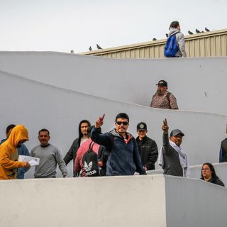EU planea hacer centros de detención de inmigrantes en bases militares