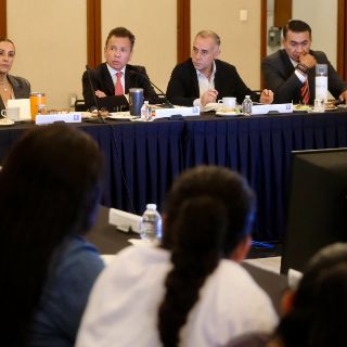 Serán Alejandro Axel y Francelia Hernández los titulares del IJCF y de la CEEAVJ