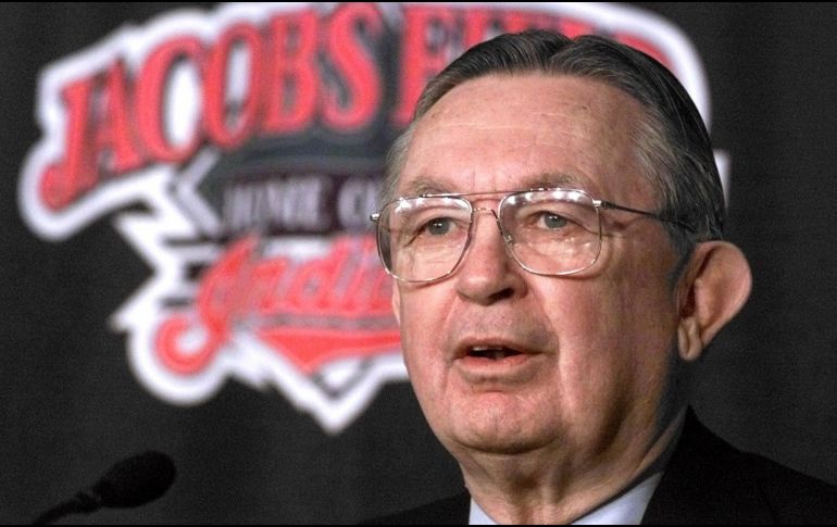 Lawrence “Larry” Dolan pagó 320 millones de dólares por la franquicia de Cleveland. En 2013 le cedió la mayor parte del control a su hijo Paul. AP/M. Duncan