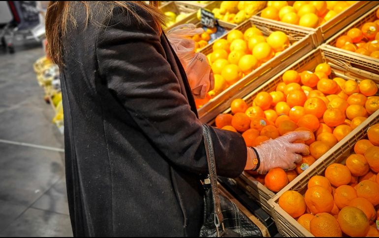 Cítricos como naranjas y tornjas están en oferta en Walmart. USNPLASH:Mattia Priotti