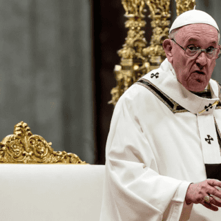 Vaticano muestra texto que el Papa Francisco preparó desde el hospital