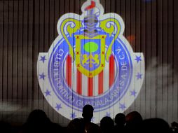 A través de un comunicado de prensa, la dirigencia Rojiblanca hizo oficial la salida de los elementos que restaban en el proyecto del exdirectivo español, mismos que encabezaron la parte deportiva del Guadalajara. IMAGO7