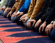El inicio del mes tradicionalmente depende de la observación de la luna creciente. EFE / W. Hamzeh