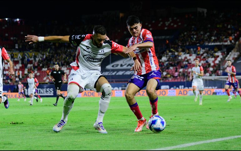 El conjunto rojinegro viene de dos derrotas consecutivas ante Necaxa y Santos, resultados que lo han hundido en la tabla y han expuesto las múltiples carencias del equipo. IMAGO7.