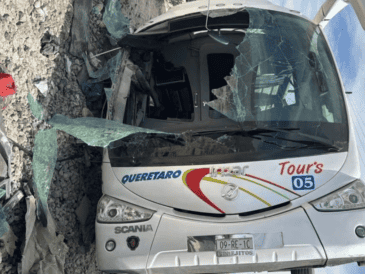 El accidente ocurrió sobre la carretera federal número 30. ESPECIAL