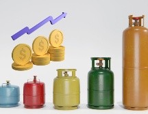 Aunque en esta ocasión no se han registrado modificaciones en los precios, es fundamental que los consumidores se mantengan atentos a las actualizaciones semanales publicadas por la CRE. CANVA
