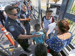 Los aranceles comenzarán a aplicarse a las 12:01 a.m. ESPECIAL