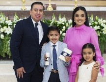 Emmanuel de la Mora recibe la Primera Comunión. GENTE BIEN JALISCO/ Servando Gómez