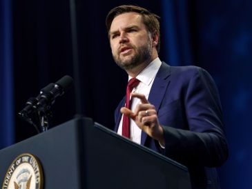 El mandatario también pidió "tomar en serio" la amenaza de los cárteles de la droga, de los cuales seis de ellos fueron designados recientemente por Washington como grupos terroristas.EFE/ W. OLIVER