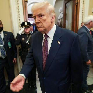 Trump advierte a la OTAN que no protegerá a quienes no inviertan en su defensa