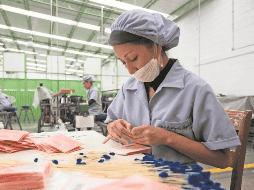 En total, el IMSS indica que brinda en promedio mil 653 días de incapacidades al mes, que en promedio resulta a 2.98 días por mujer. SUN / ARCHIVO