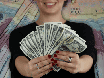 ¿La cotización del dólar frente al peso fue afectada por el secretario de Hacienda? EL INFORMADOR / O. Álvarez