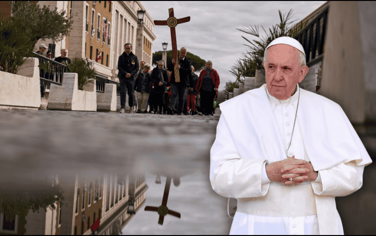 El Papa Francisco sigue los ejercicios espirituales de la Curia Romana por la Cuaresma de forma remota. AP / F. Seco / EFE / ARCHIVO