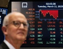La bolsa de Wall Street volvió a cerrar en rojo este martes, tras el batacazo sufrido ayer lunes. EFE / J. Lane