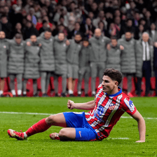 La UEFA responde a polémica de penal anulado a Julián Álvarez