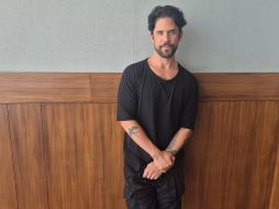 Este 2025 marca el 25 aniversario de “Infest”, el disco que catapultó a Papa Roach a la fama mundial. Con éxitos como “Last Resort”, el álbum se convirtió en un referente del nu metal y una voz para quienes lidian con problemas emocionales. EL INFORMADOR/ H. Navarro.