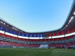 A través de un comunicado de prensa, la Comisión Disciplinaria sancionó con un partido de veto para el inmueble rojiblanco, mismo que será correspondiente a la Jornada 13. IMAGO7