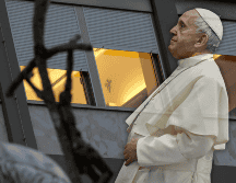 El Vaticano anunció el viernes que reducirá la frecuencia de los partes médicos, lo que calificó como un avance positivo en la salud del Papa Francisco. EFE / AFP / ARCHIVO