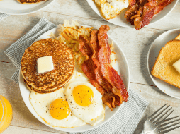 No es necesario depender del huevo para tener un desayuno rico en proteínas.  CANVA