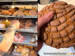 A pesar de que el vendedor no dominaba el español, logró comunicarse sin dificultad con la mujer, quien no dudó en expresar su emoción por el inesperado encuentro. 