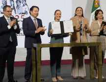 Sheinbaum firmó el decreto de la reforma a los artículos 4 y 27 de la Constitución, en materia de conservación y protección de los maíces nativos. ESPECIAL